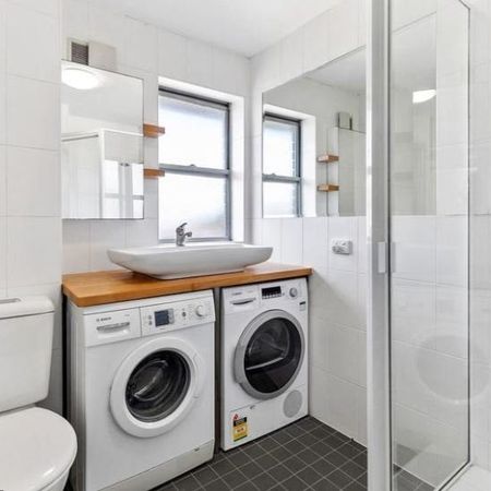 2 Bedroom Delight - Photo 3