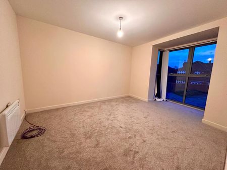 2 bedroom flat to rent - Photo 2