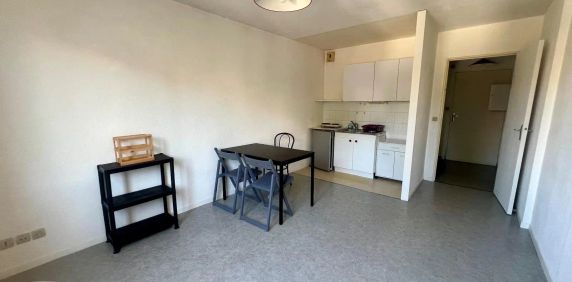 Appartement à louer 1 pièce 22.78m² - Photo 2