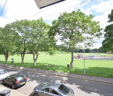 2 bedroom maisonette to rent - Photo 2