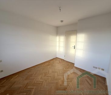 ** 2,5-Zimmer-DG-Wohnung mit Kamin und Einbauküche ** - Photo 3