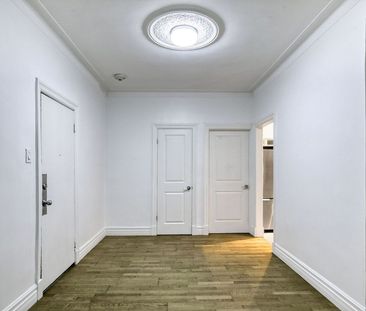 3710-3730 Queen Mary - Photo 6