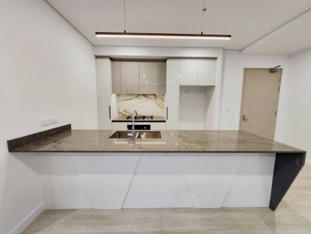 3 bed 2 bath-403 - Photo 4