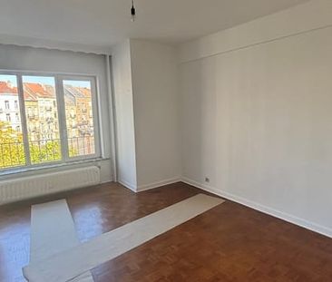 Appartement te huur - Photo 1