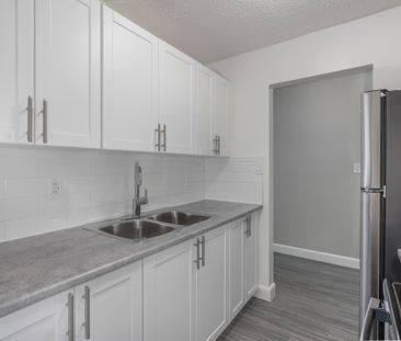 Mapleview Manor - Photo 5