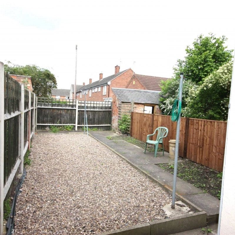 Lower Regent Street, Beeston, Nottingham, NG9 - Photo 1