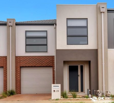 Modern Family Home in Tarneit - Photo 1
