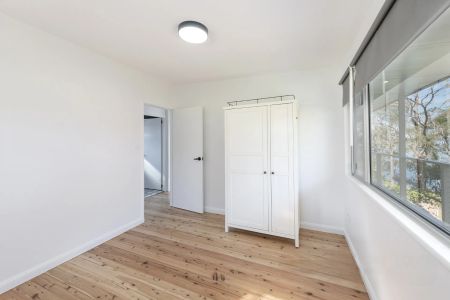 4 Bedroom Home - Photo 2