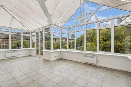 5 bedroom semi-detached house to rent - Photo 5