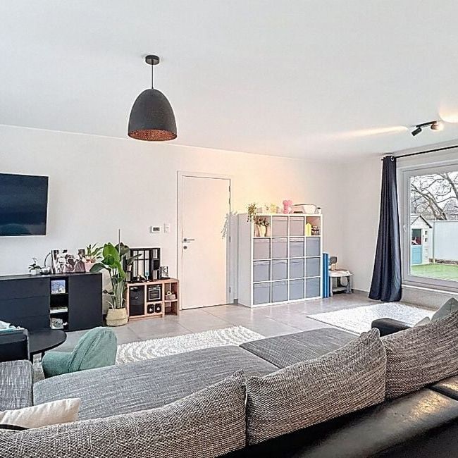 Woning te huur in Zomergem voor € 1.075 met 3 slaapkamers - Photo 1