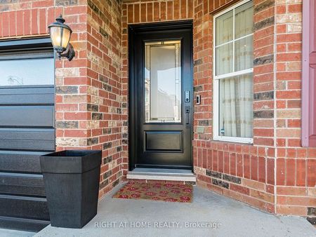 For Lease - 892 Hepburn Road, Milton, Ontario - Photo 2