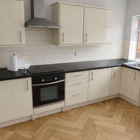 3 bedroom terraced house to rent - Photo 3