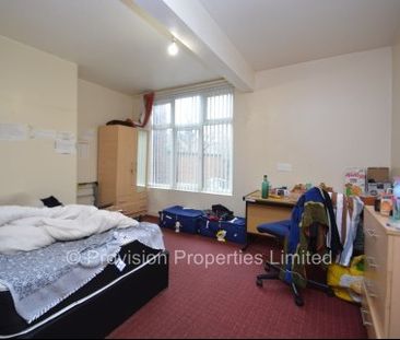 3 Bedroom Flats, Headingley, Leeds - Photo 2