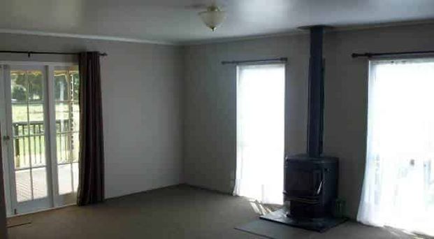 A Little Country - Photo 1