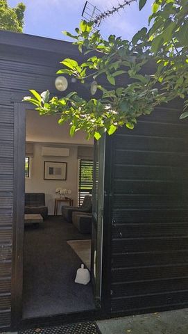 CAMBRIDGE UNIT - ALL EXPENSES INCLUDED IN RENT - Photo 2