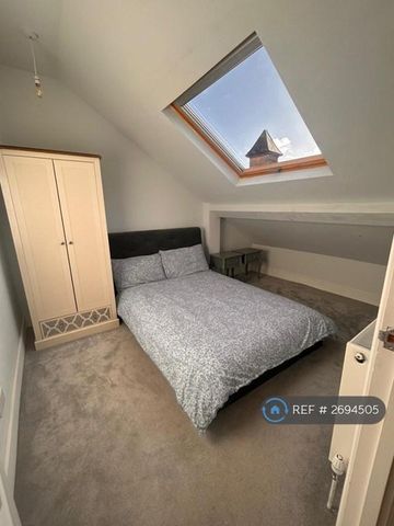 1 bedroom flat to rent - Photo 4