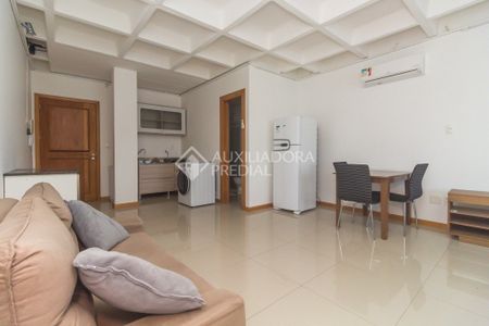 Apartamento com 1 quarto e 43m² para alugar em Menino Deus, Porto Alegre. - Foto 4