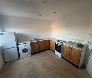2 bedroom flat to rent - Photo 6