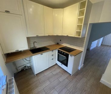 2 bedroom terraced house to rent - Photo 6