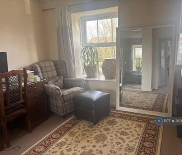 2 bedroom terraced house to rent - Photo 2