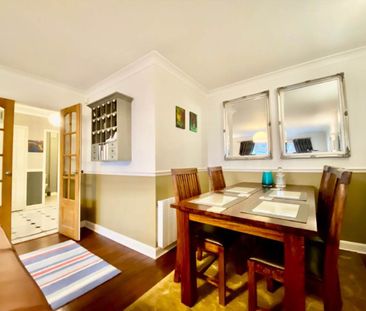 Linden Court, Hollin Lane, Leeds - Photo 1