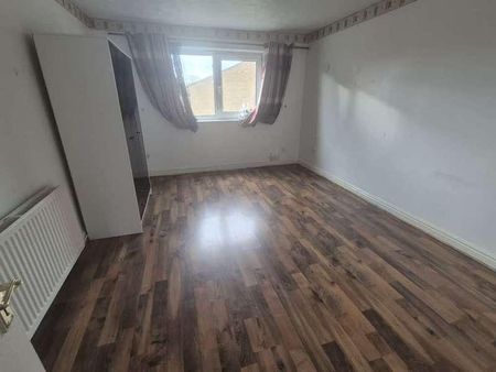 Lasham Court, Northampton, NN3 - Photo 4