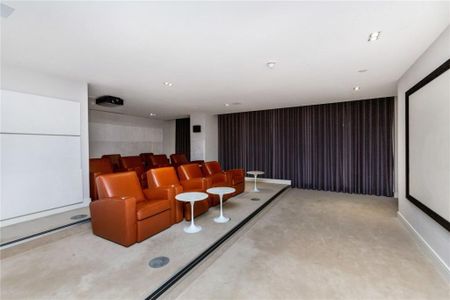 1 Bed Flat, Talisman Tower, E14 - Photo 5