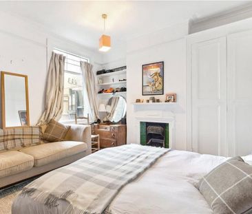 2 bedroom maisonette to rent - Photo 3