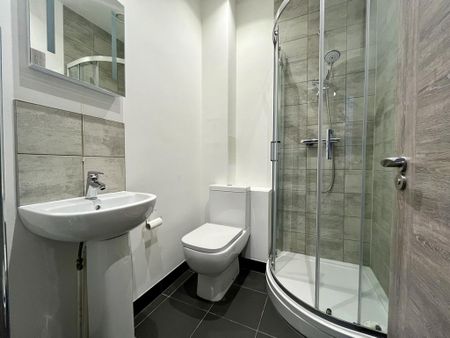 2 bedroom apartment to rent - Photo 4