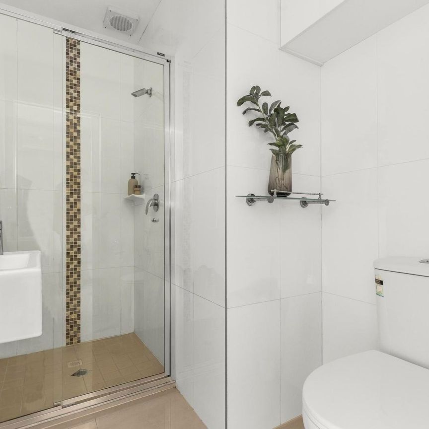 1/293-297 Plenty Road, Preston VIC 3072 - Photo 1