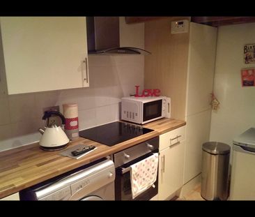 1 Bed Flat, Whitelow Road, M21 - Photo 5