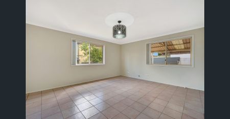Spacious Family Living with Private Swimming Pool - Photo 2