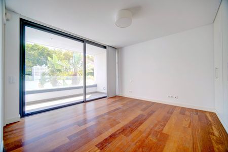 Apartamento T3 Duplex com Piscina no Estoril com vista mar - Photo 2