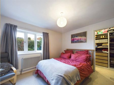 3 bedroom semi-detached house to rent - Photo 5