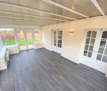 3 bedroom bungalow to rent - Photo 2