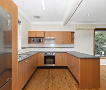 Three Bedroom Duplex - Photo 1