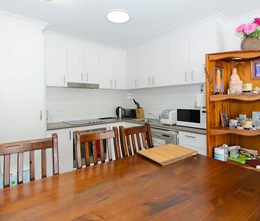 Beautiful family home - Photo 2