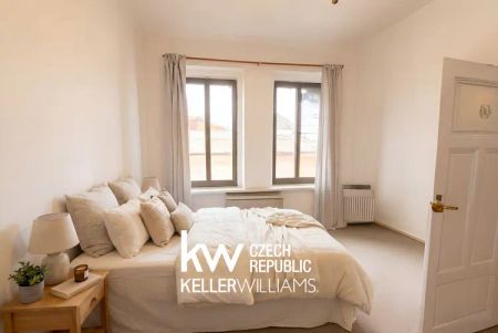 Pronájem bytu 2+kk 46 m - Fotografie 2