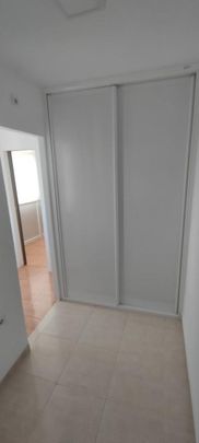 Apartamento de alquiler en Calle de la Cruz, 30, Manantiales - Estación de Autobuses - Photo 1