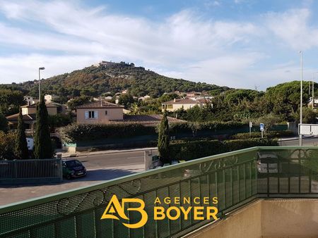 Location Appartement 4 pièces 87m² SIX FOURS LES PLAGES 83140 - Photo 2