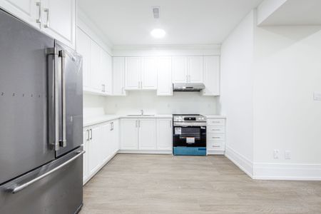 For Lease - 143 BALSAM Drive, Oakville, Ontario - Photo 4