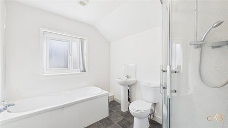 3 Bedroom House - Photo 5