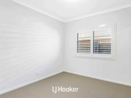 Beautiful 4 Bedroom Home! - Photo 2