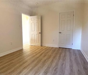 For Lease - 76 Wentworth Street Unit# 2, Hamilton, Ontario - Photo 4