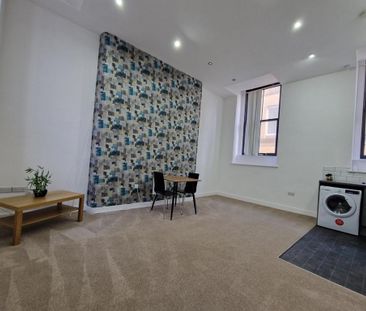 1 bedroom flat to rent - Photo 2