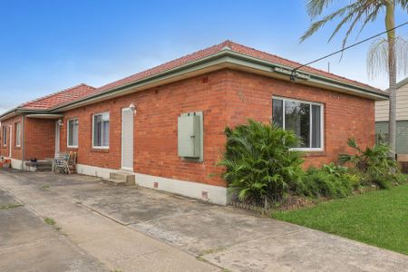 1/86 Blackman Parade, UNANDERRA NSW 2526 - Photo 5