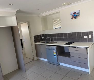 132/16 Surbiton Court, Carindale, QLD 4152 - Photo 3