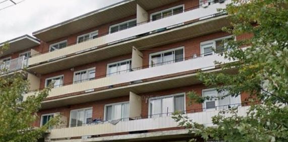 À louer 1600$ – 4 ½ au 2780 Place Darlington, Côte-des-Neiges - Photo 2