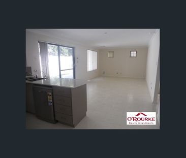 Spacious Villa - Photo 4