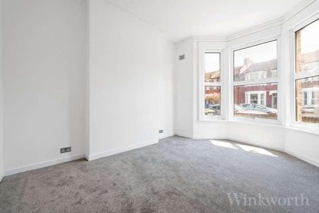 Glenwood Road, London, SE6 - Photo 2